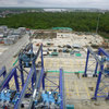 Großbaustelle in Kolumbien: Während der Installation der Schleifleitungssysteme und der E-RTG Modifizierung wurde zeitgleich der Terminal erweitert.